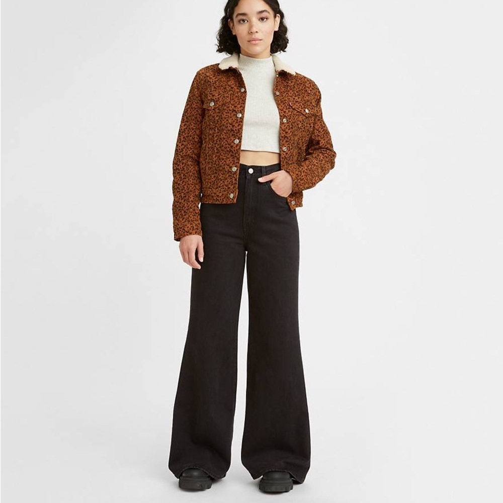 Levis High Loose Flare Jeans 30x32